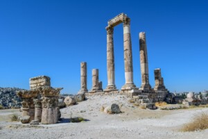 Pielgrzymka do Jordanii Świątynia Herkulesa Amman Wzgórze Cytadeli