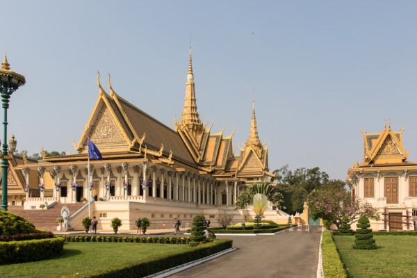 Wycieczka po Kambodży, Phnom Penh, Królewski Pałac